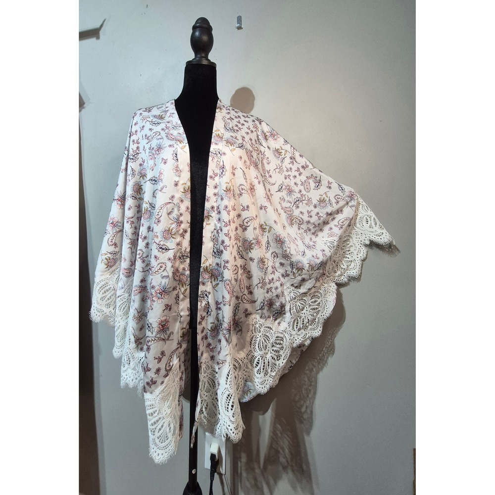 Victorias Secret Floral Paisley Lace Trim Kimono Robe White Pink M/L